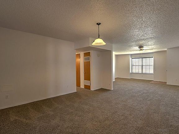 5th image of 10400 Ponderosa St