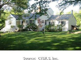 53 Toddy Hill Rd, Newtown, CT 06482