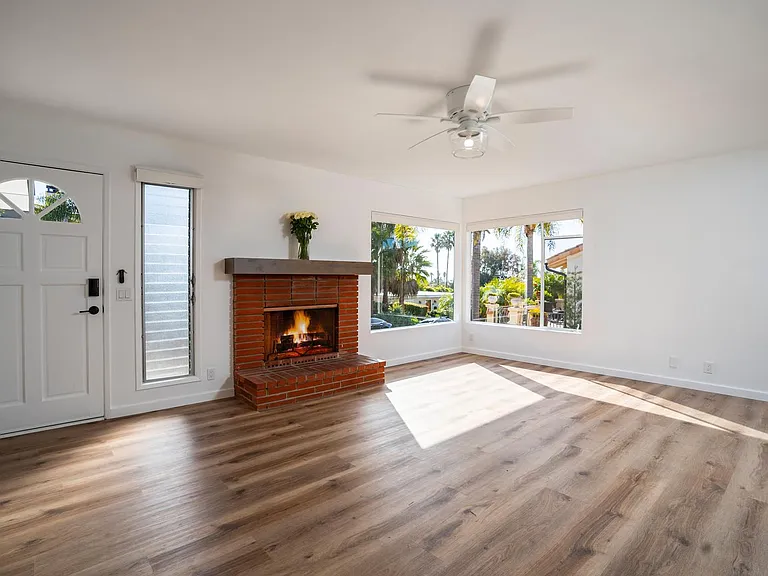 174 W Avenida Cornelio — Photo 4