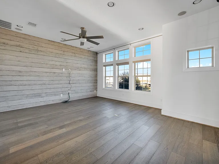 9623 Towne Lake Pkwy — Photo 10