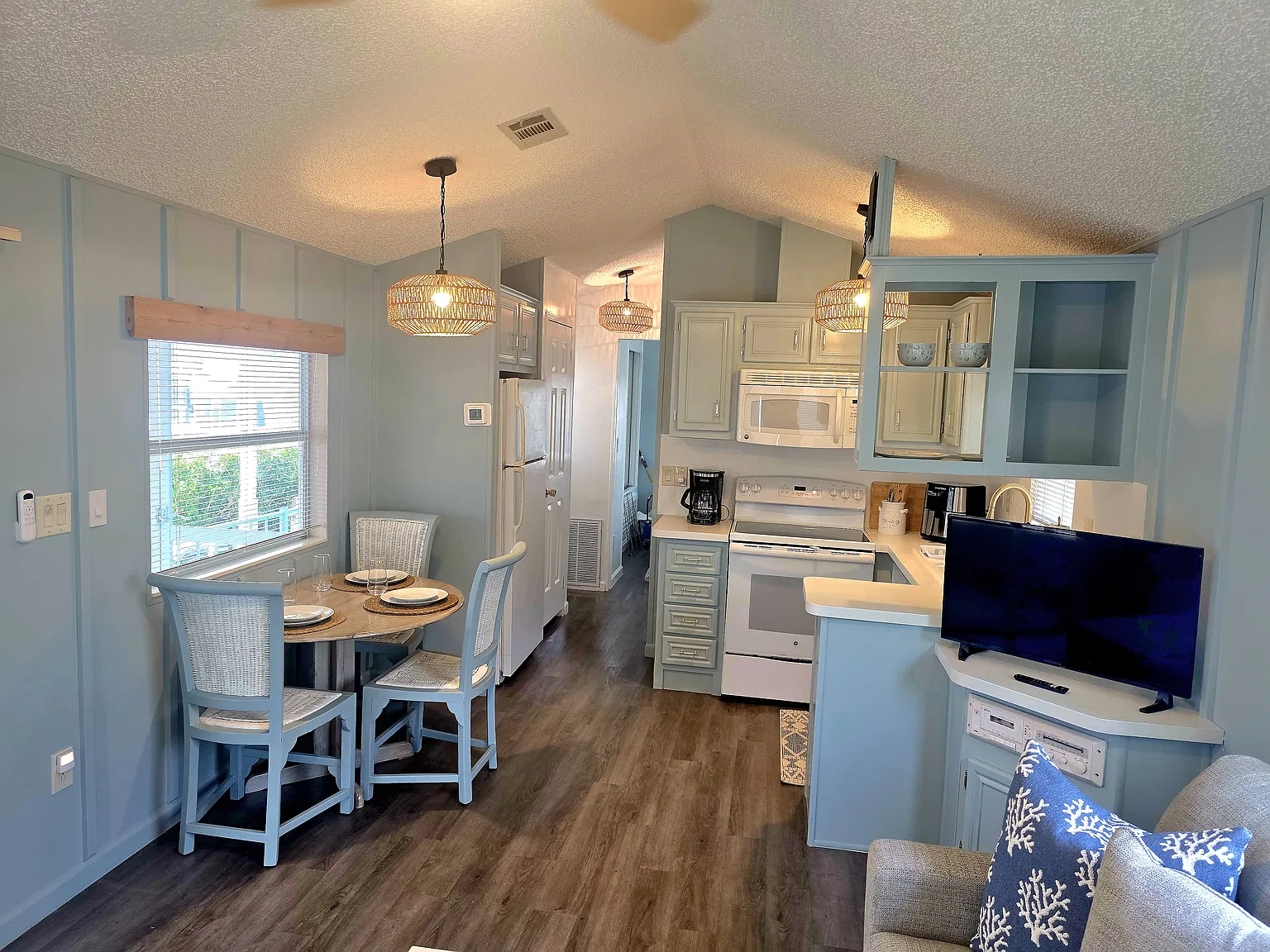 1 bed, 500 sqft, $1,800 — Photo 3