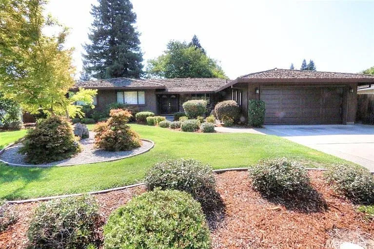737 Westlite Cir photo 1