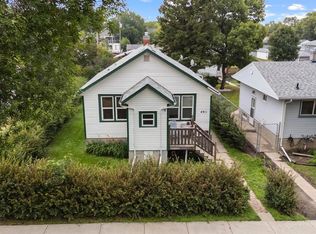 4911 W 56th St, Camrose, AB T4V 2C6