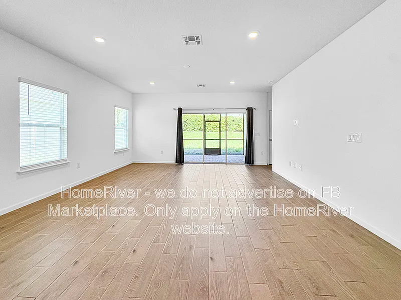 3 bed, 2.0 bath, 1712 sqft, $2,195 — Photo 3