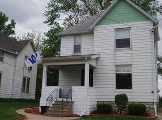 1043 Highland Ave, Dixon, IL 61021