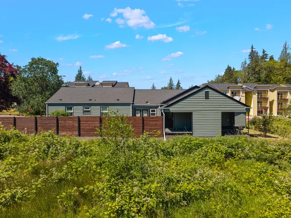 2843 Harold Dr SE #2, Pt Orchard, WA 98366