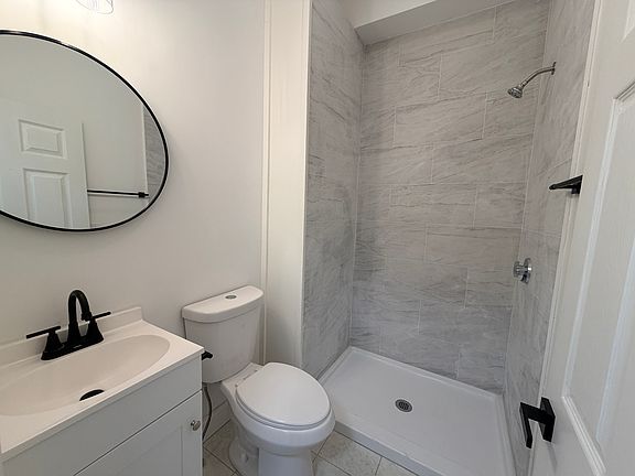 5th image of 605 Millbury St #1L