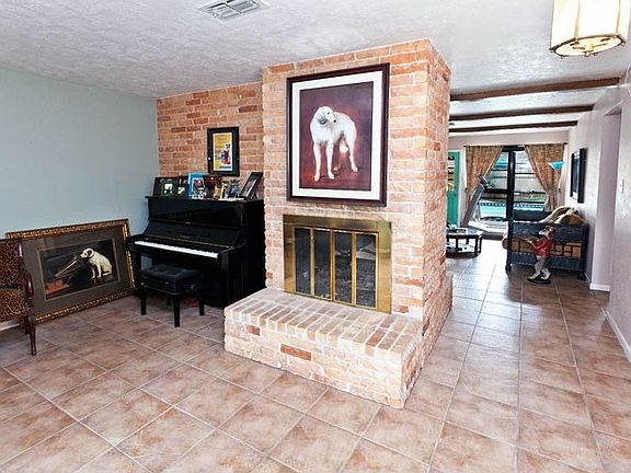 Check out this great double sided fireplace!