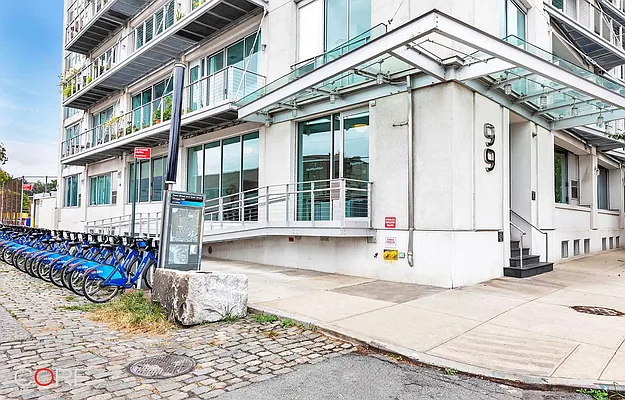 Rented by CORE | media 19