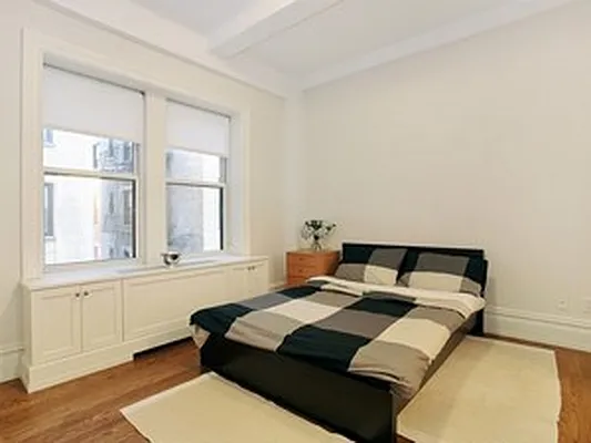 Sold by Corcoran | media 21