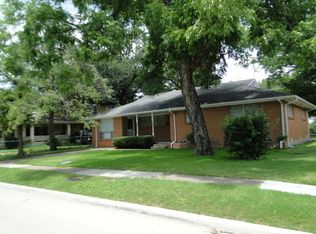604 N Dallas St, Ennis, TX 75119