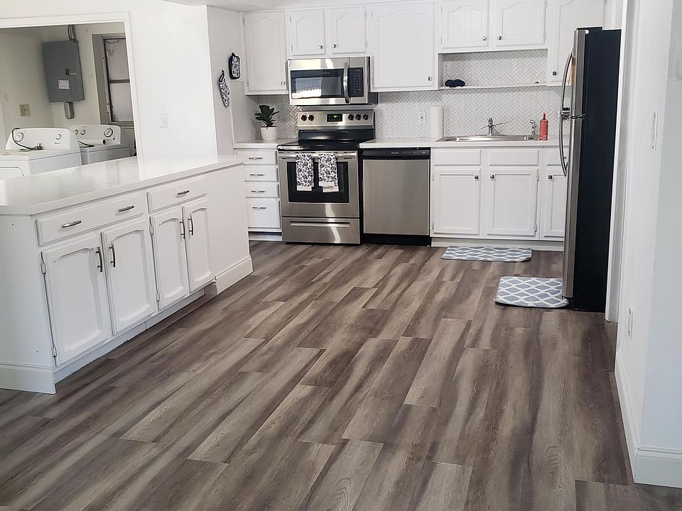 1st image of 2655 Boyd Ave