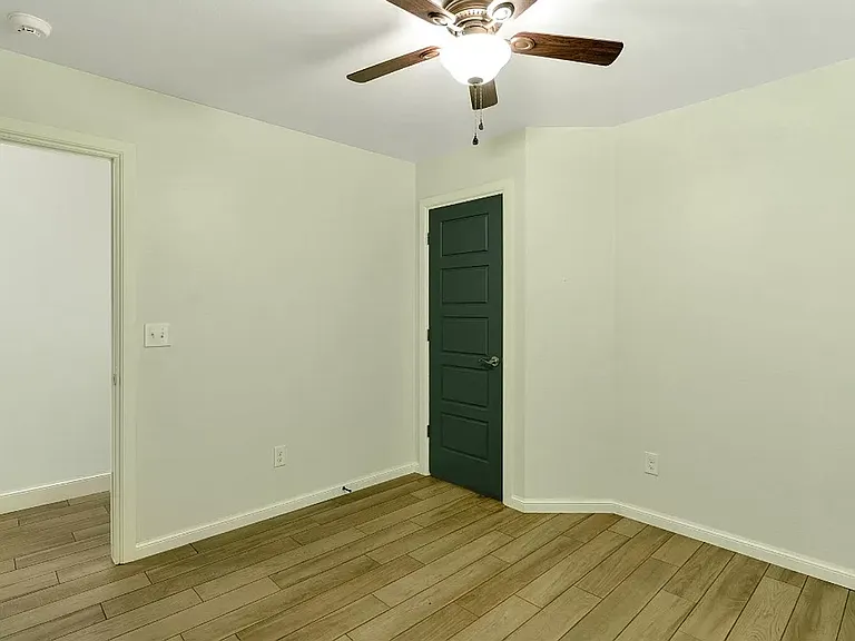4609 McCann Ave — Photo 21