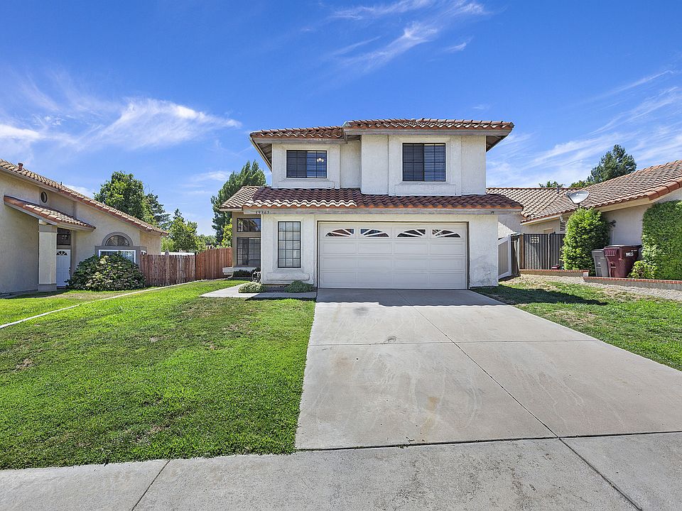 1st image of 39365 Medina Ct