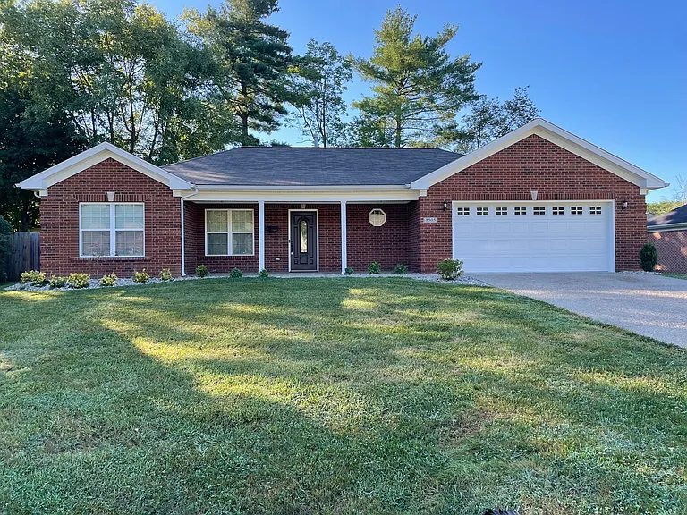 8505 Saurel Dr — Photo 1