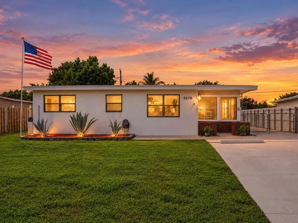 5678 Cinnamon Drive, West Palm Beach, FL 33415
