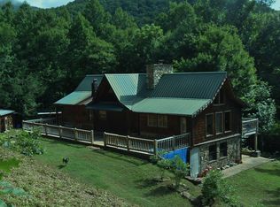 2044 Matlock Creek Rd, Franklin, NC 28734