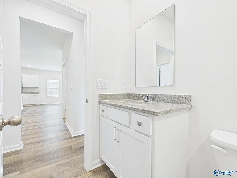1325 Eidson St — Photo 22