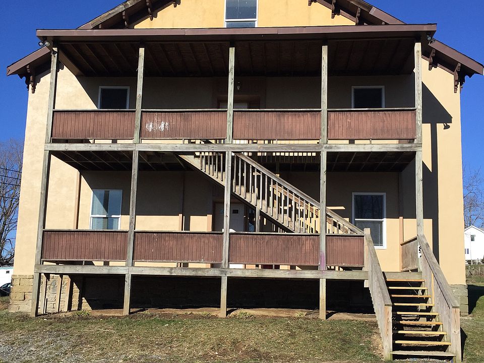 2nd image of 87 Edgewood Dr APT 5