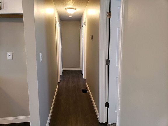 3rd image of 167 Majestic Blvd