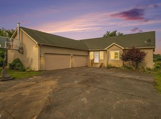 3851 Morel Ln, Ortonville, MI 48462