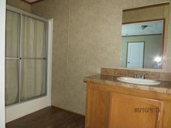3rd image of 6420 Colonial Dr