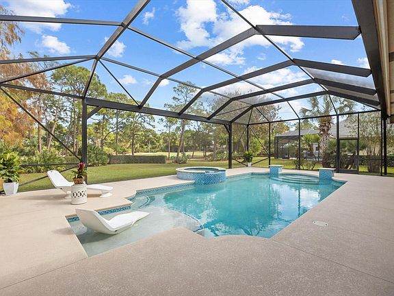 4th image of 8007 Plantation Lakes Drive