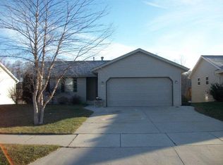 1423 Meridian Ave, West Bend, WI 53095