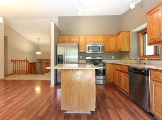 17172 Glencoe Ave, Lakeville, MN 55044