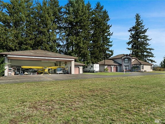 2nd image of 10841 Aero Ln SE