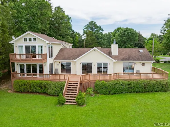 38 Port Cir, Cir, NC 27850