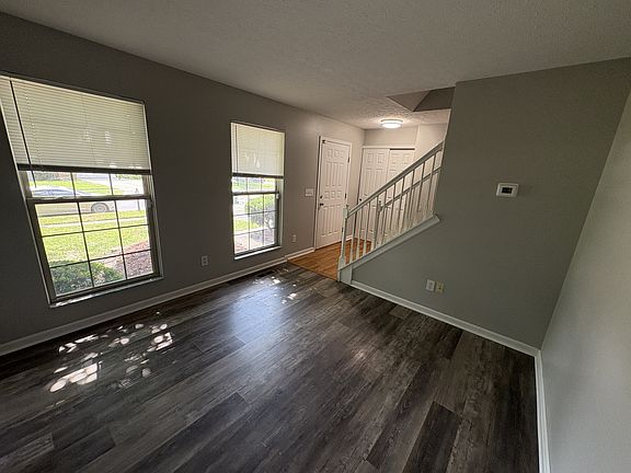 5th image of 7276 Havencroft Dr