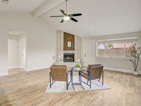 4th image of 16706 Schooners Way