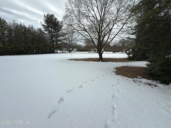 2nd image of 327 Sharon Road