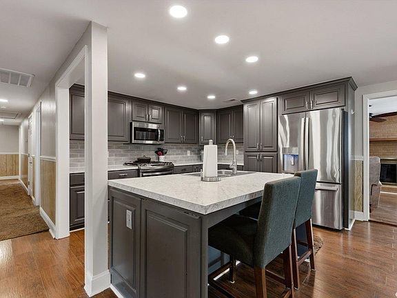 5th image of 3689 Highway 378