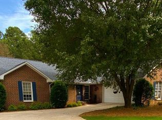 140 Eton Ct, Bogart, GA 30622