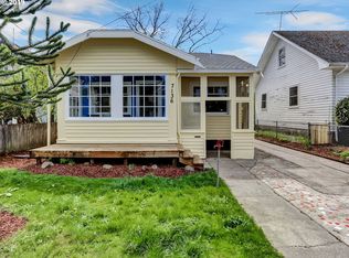 7136 SE Center St, Portland, OR 97206