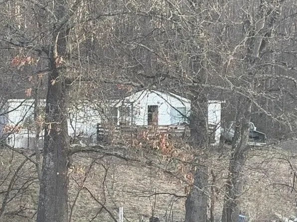 469 Henson Rd, Bristol, TN 37620