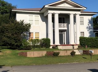 430 Monroe St, Courtland, AL 35618