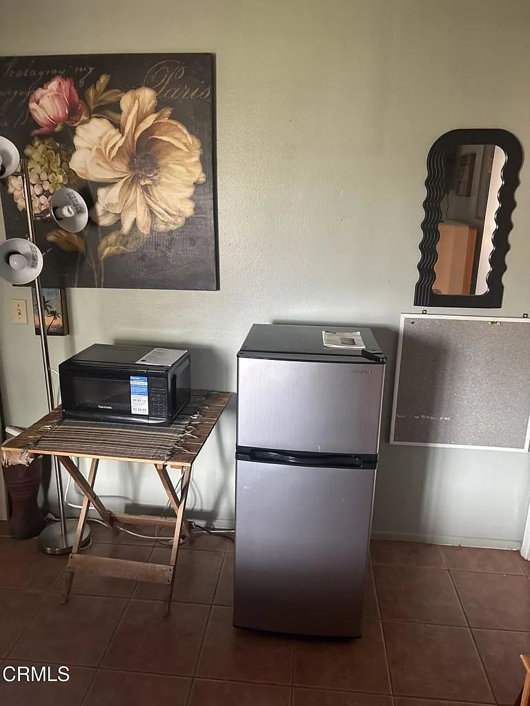 1 bed, 1.0 bath, 1441 sqft, $1,310 — Photo 2