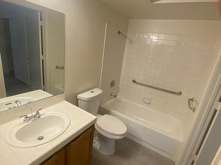 7570 W Flamingo Rd #125 — Photo 11