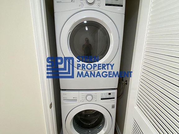 5th image of 1725 Butler Ave APT 104