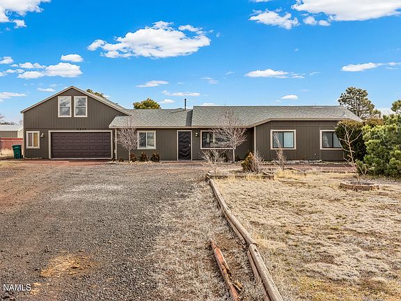 2nd image of 9835 Pioneer Valley Rd