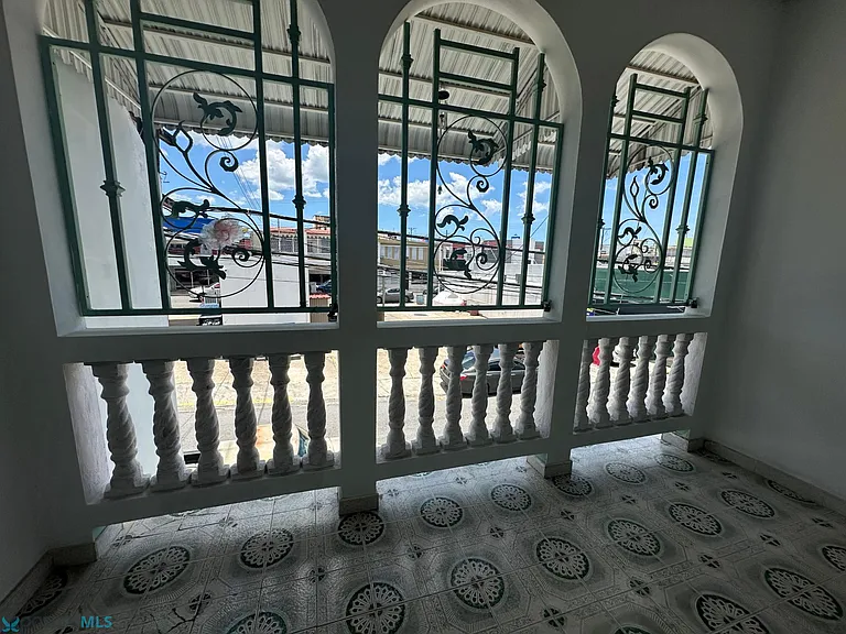 Pueblo Calle Marina #Pueblo — Photo 4