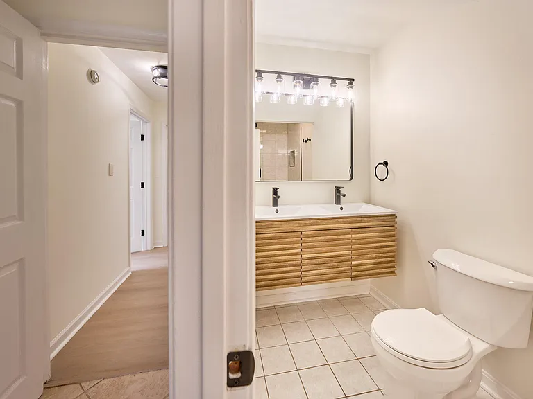 2924 Gracefield Rd — Photo 13