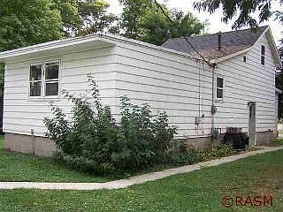 5th image of 800 N Elm St
