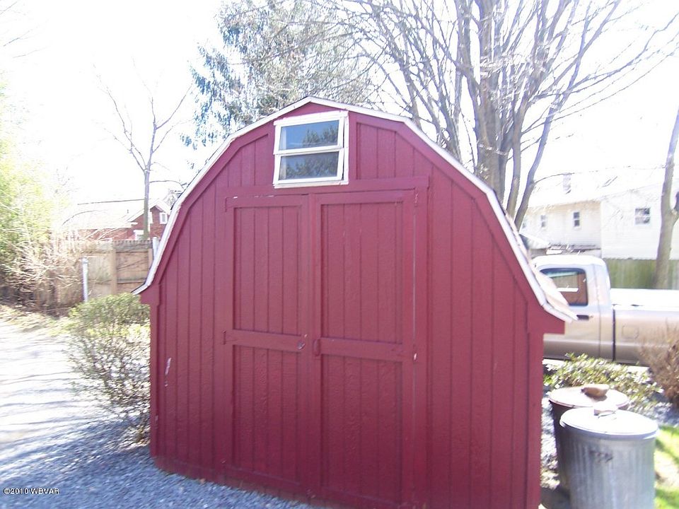 2nd image of 332 Ross St
