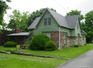 702 N Water St, Salem, IN 47167