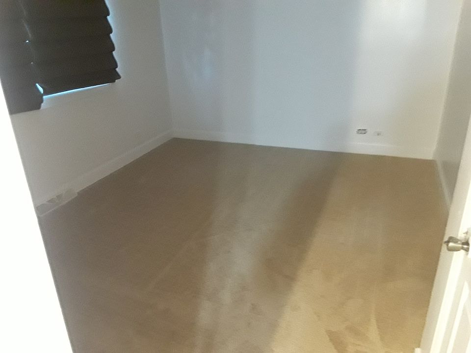 2nd image of 322 N Lotus Ave APT 1W