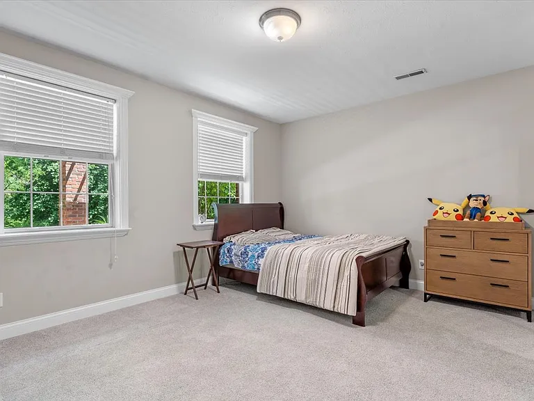 2320 Chatham Rd #1 — Photo 40